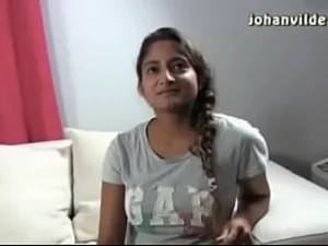 زن زیبای هندی امروز با شور و شوق رابطه جنسی دارد