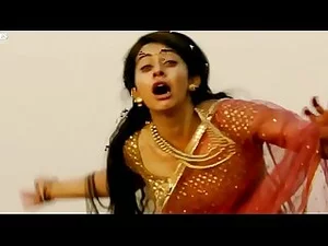 Desi hottie Rakul Preet Singh bouncing tits and ass.
