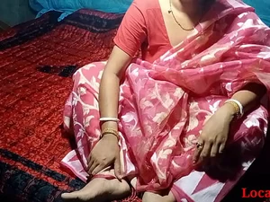लाल साड़ी बंगाली की शादी होती है और वह यौन रूप से खुश होती है।