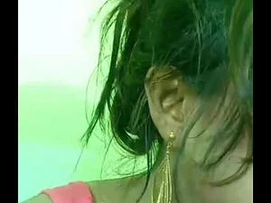 Pertunjukan webcam bajet Rasmi Alon menampilkan seorang gadis Bengali yang panas menggoda dan memuaskan.