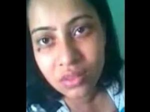 Indian mommy's homemade porn video with amateur charm