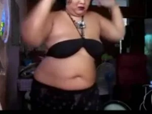 Chubby desi aunty gets off on big fat cock in Hindu prayer room.