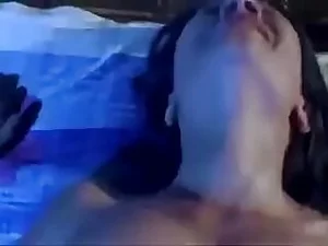 Seductive Indian bride experiences her first sex