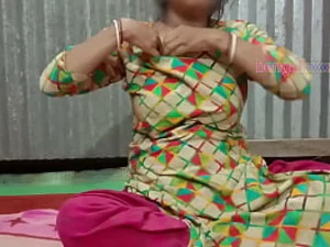 Sexy bengalí en acción apasionada en el 69