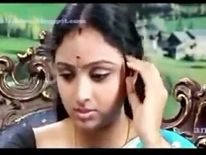 Pasangan Tamil yang sensual mengeksplorasi kenikmatan dalam video